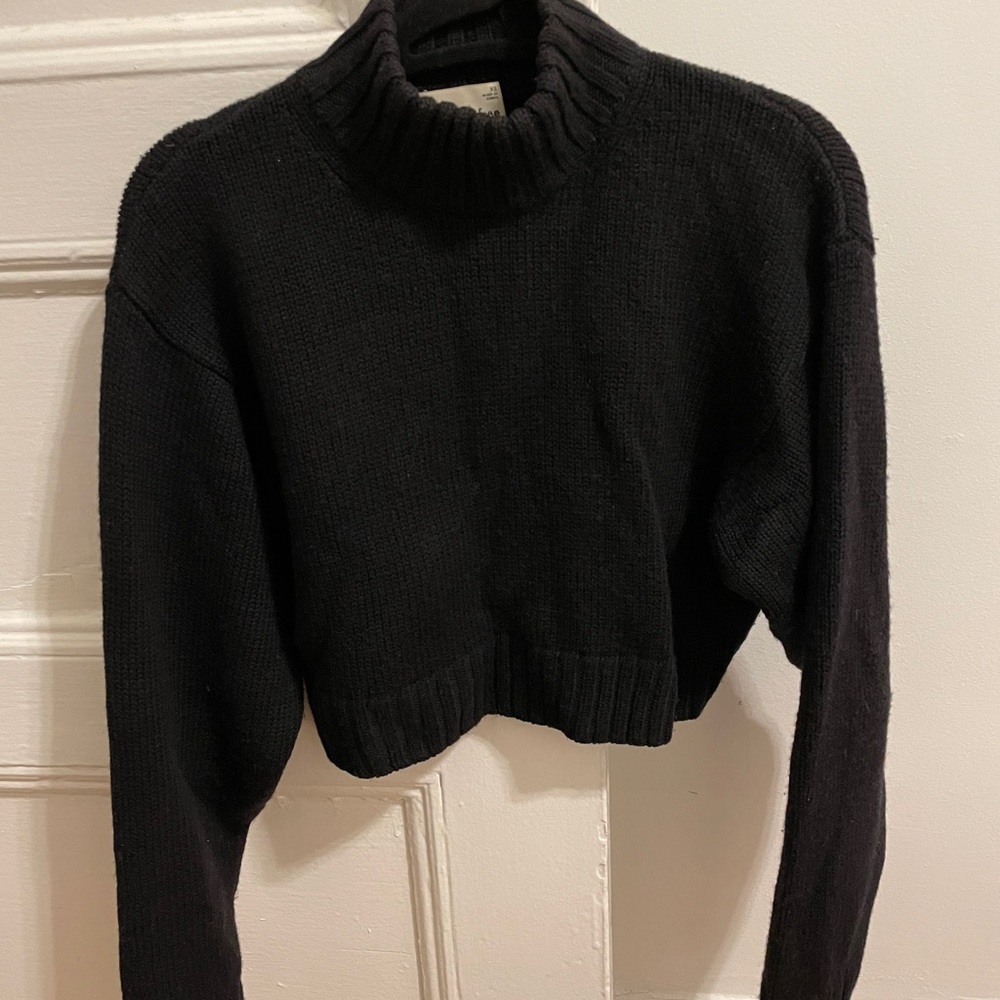 Aritzia Wilfred free merino wool cropped mock neck sweater black XS